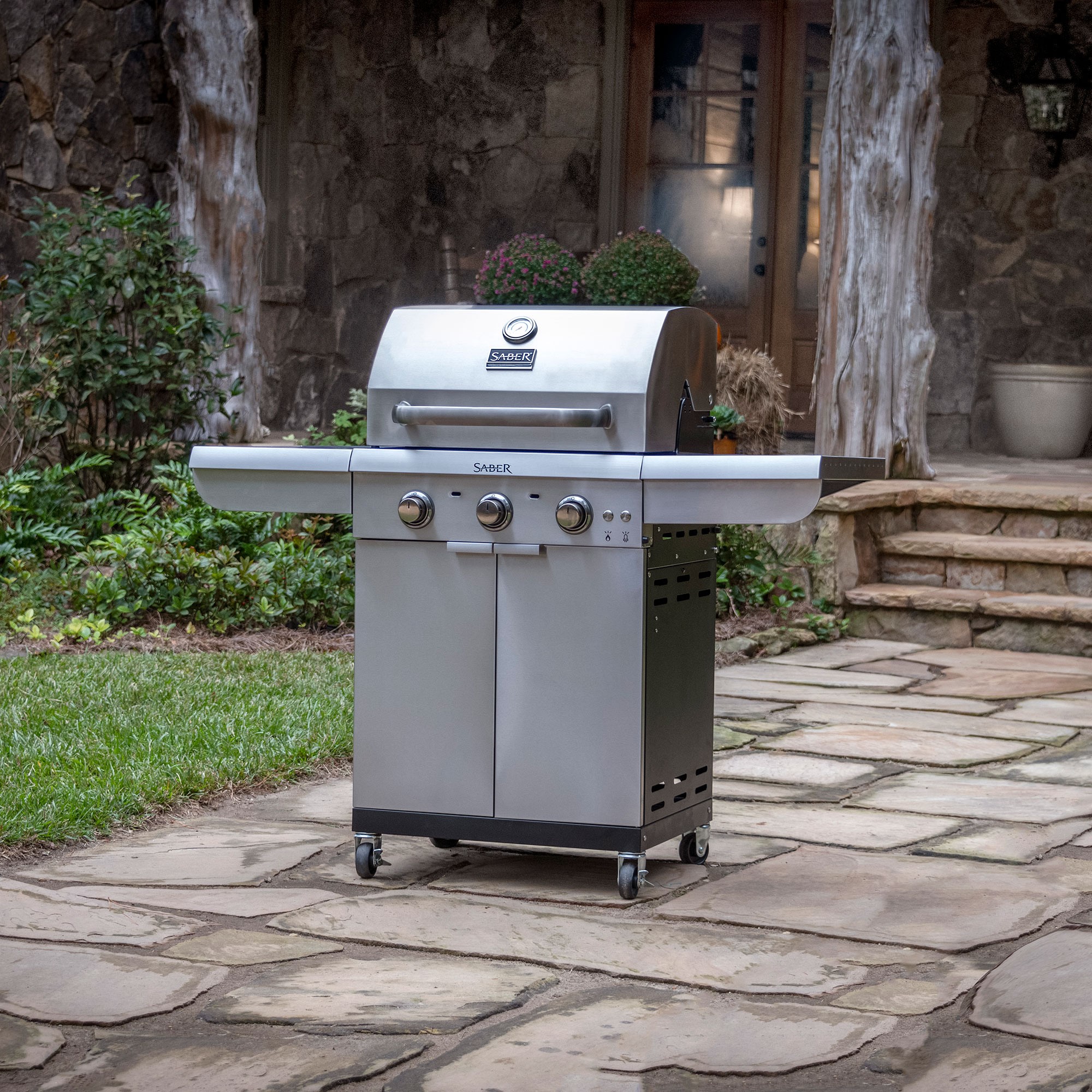 Saber Select 3-Burner Gas Grill, Liquid Propane