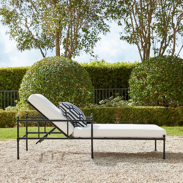 Calistoga Outdoor Chaise