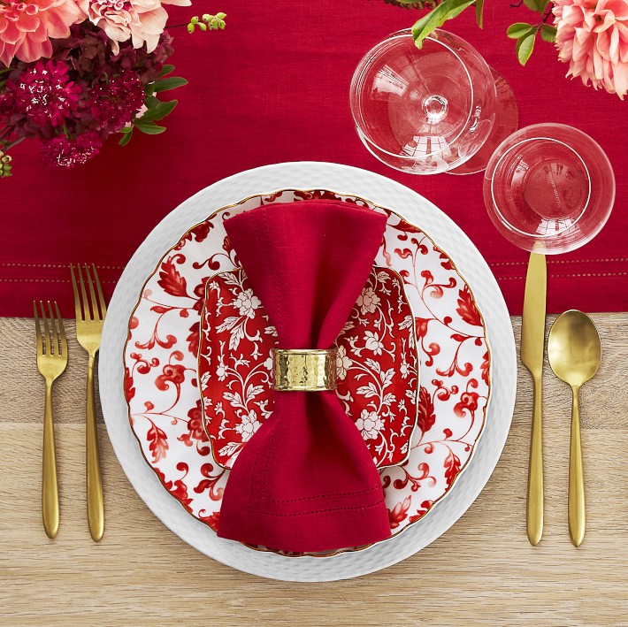 Marlo Thomas x Williams Sonoma Red Floral Appetizer Plates, Set of 4