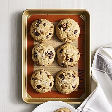 Cookie Sheets &amp; Sheet Pans