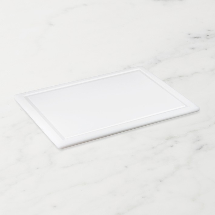 Williams Sonoma Synthetic Prep Cutting Board with Well, 15" X 20"