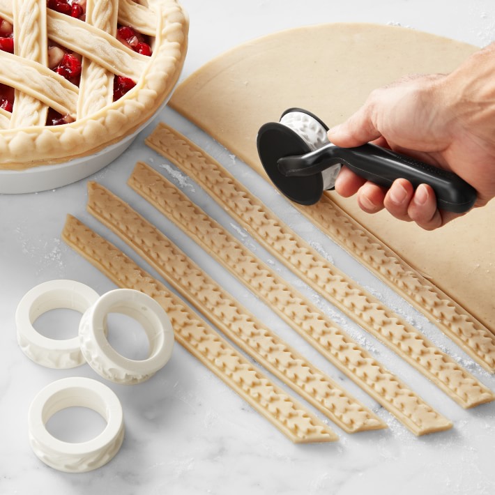 Williams Sonoma Fall Rolling Impression Pie Crust Cutter