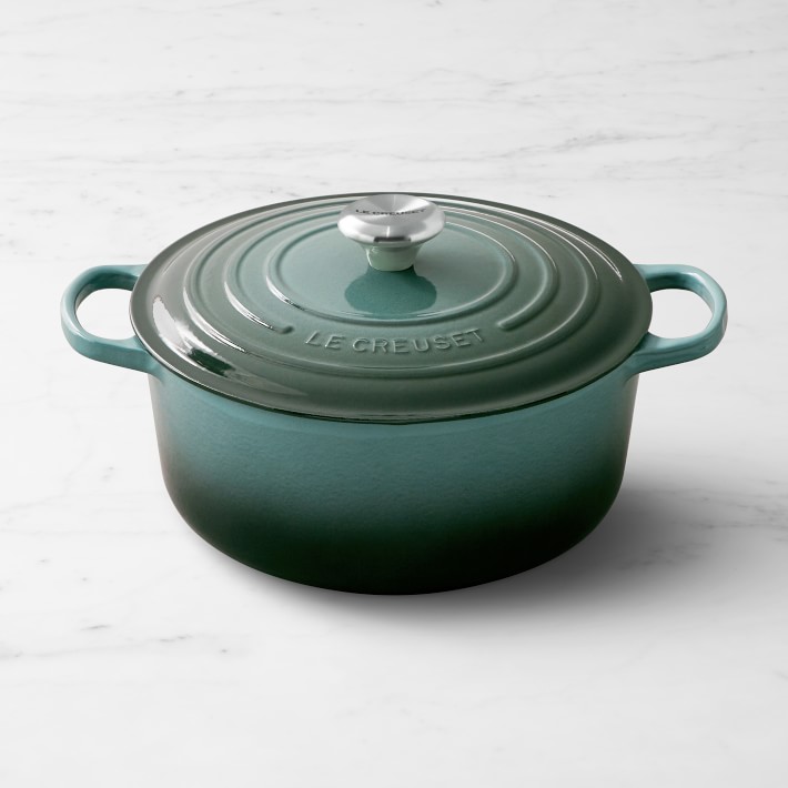 Le Creuset Signature Enameled Cast Iron Round Dutch Oven - Size: 7 1/4 Qt, Color: Ocean