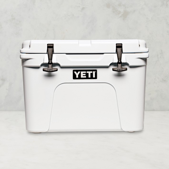 YETI Tundra Cooler 35, White