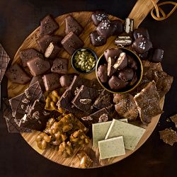Williams Sonoma Autumn Spice Pecan Brittle