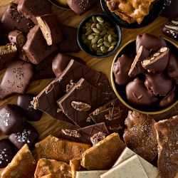 Williams Sonoma Autumn Spice Pecan Brittle