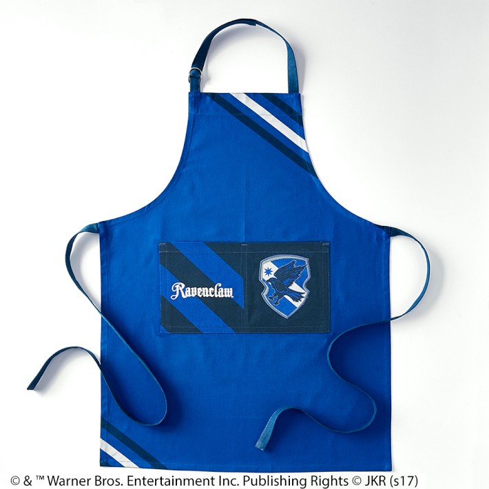 HARRY POTTER&#8482; Hogwarts&#8482; Aprons