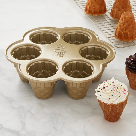 Nordic Ware Nonstick Cast Aluminum Ice Cream Cone Cake Pan