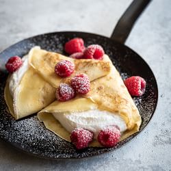de Buyer Blue Carbon Steel Cr&#234;pe Pan, 9 1/2&quot;