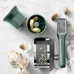 Williams Sonoma Ultimate Garlic Grinder