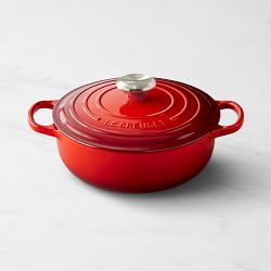 Le Creuset Signature Enameled Cast Iron Essential Oven, 3 1/2-Qt., Red