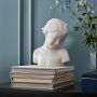 Giovanne Isabella Bust