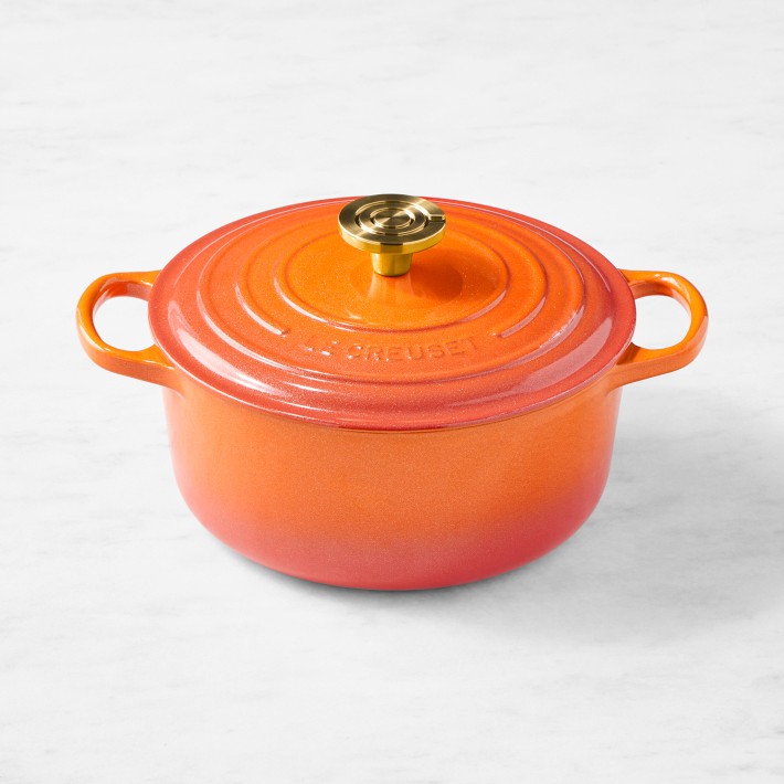 Le Creuset Signature Enameled Cast Iron Round Dutch Oven