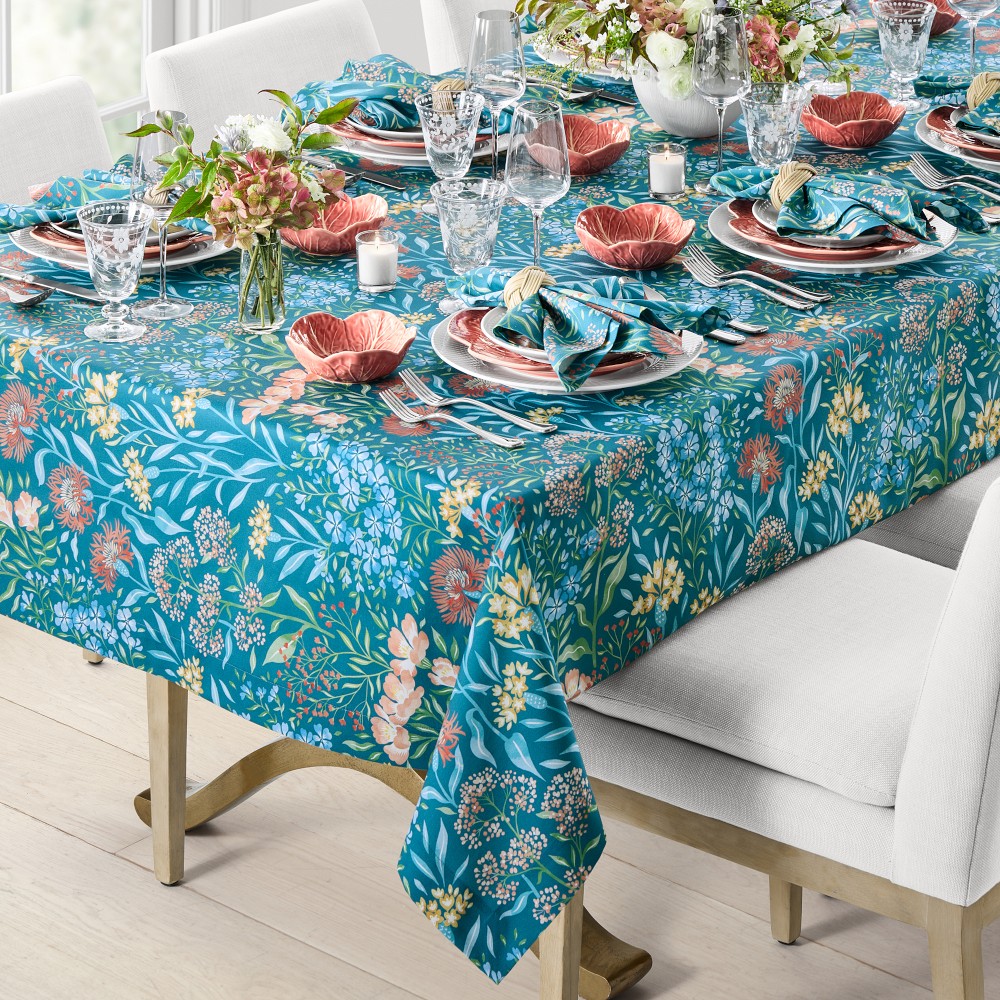 Iznik Floral Tablecloth