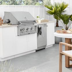 Urban Bonfire Outdoor Kitchen x Twin Eagles 42&rdquo; Grill and Fridge