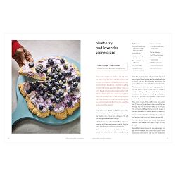 Nadiya Hussain: Nadiya Bakes: Over 100 Must-Try Recipes for Breads, Cakes, Biscuits, Pies, and More: A Baking Book