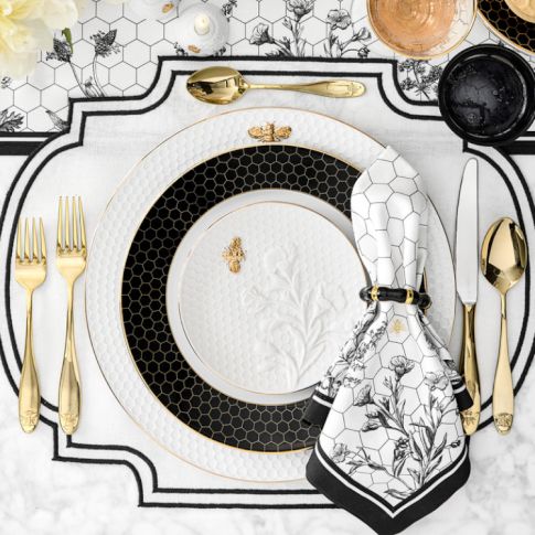 How to Set A Table