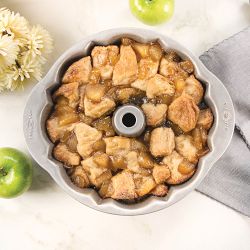 USA Pan Fluted Tube Cake Pan