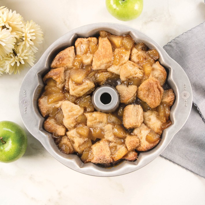USA Pan Fluted Tube Cake Pan