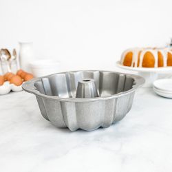 USA Pan Fluted Tube Cake Pan