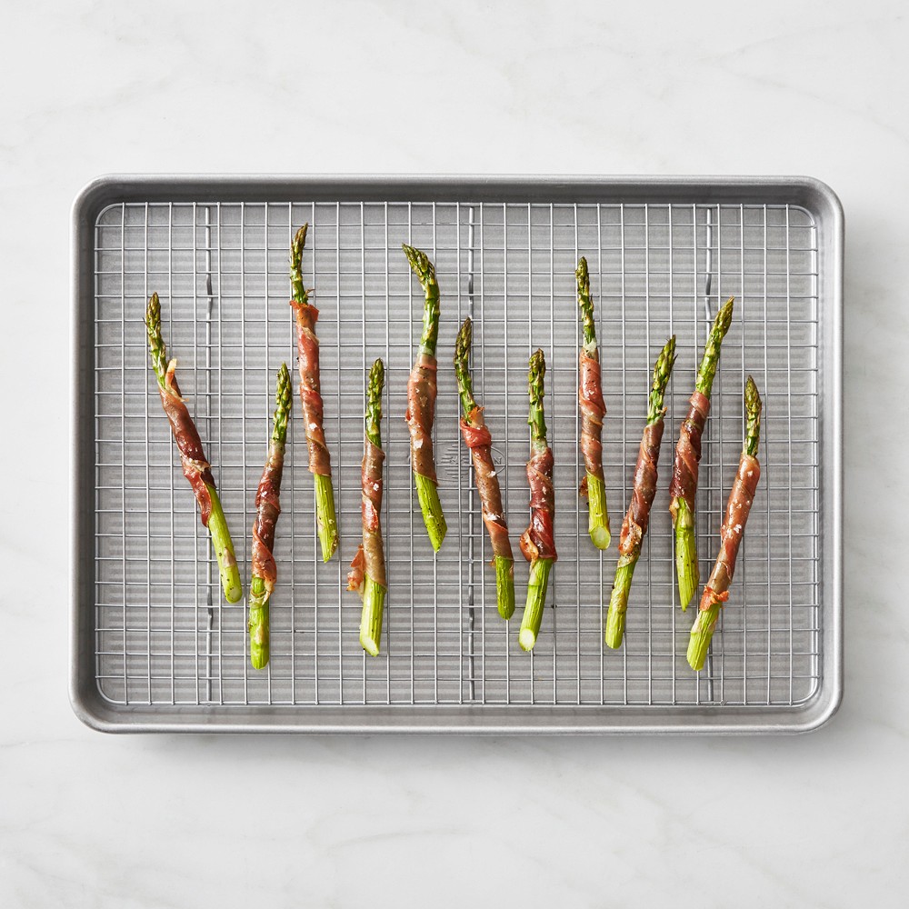 USA Pan Bakeware Half Sheet Cooling Rack - Thumbnail 2