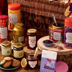 Fortnum &amp; Mason Christmas Express Gift Hamper