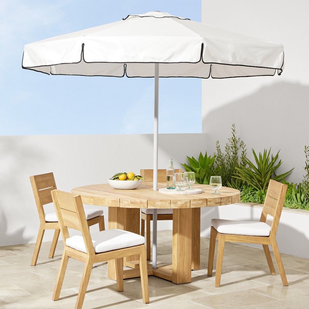 7.5'-11.5' Performance Centre Post Straight Valence Umbrella