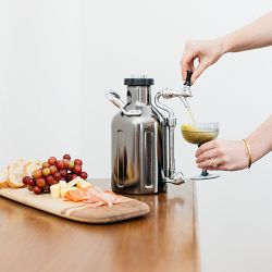 GrowlerWerks uKeg Growler, 64-Oz.
