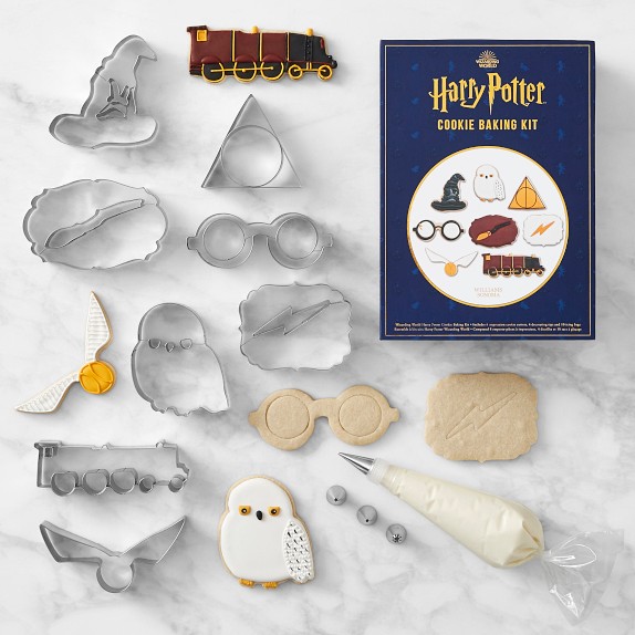 Star Wars™ Boxed Cookie Kit | Williams Sonoma Star Wars™ Boxed Cookie Kit | Williams Sonoma
