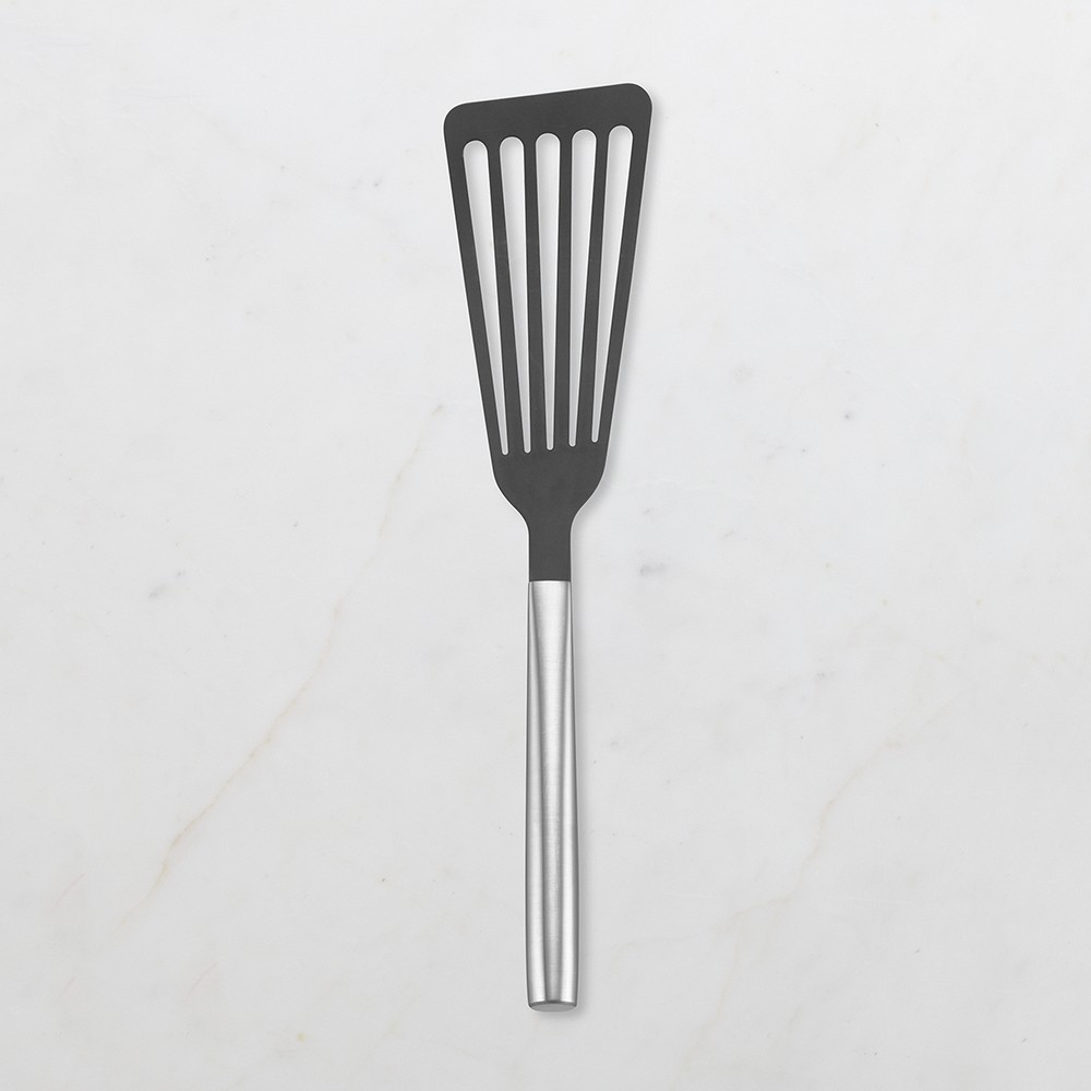Williams Sonoma Signature Nonstick Fish Turner