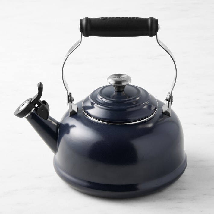 Le Creuset Classic Tea Kettle, Matte Navy