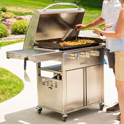 Blackstone Select 28&quot; Gas Griddle with Cabinet
