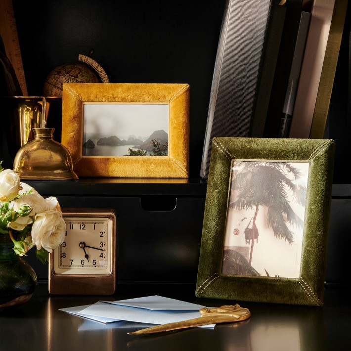 Juneau Frame