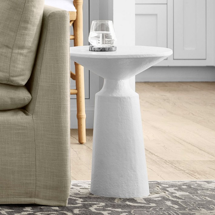 Matte White Accent Table (16&quot;)