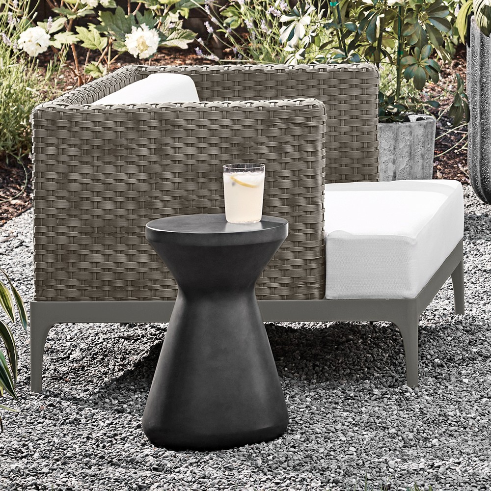 Blinde Hourglass Accent Table (12&quot;)