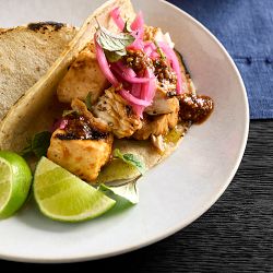 Aar&#243;n S&#225;nchez x Williams Sonoma Fiesta Fish Taco Marinade