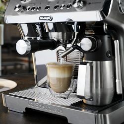 De'Longhi La Specialista Maestro Espresso Machine with Cold Brew