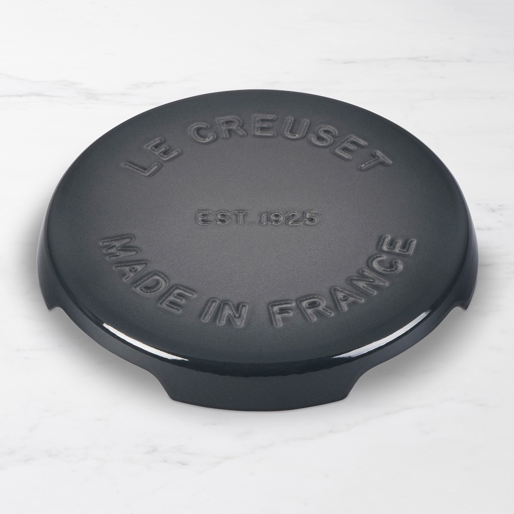 Le Creuset Signature Enameled Cast Iron Trivet (Oyster)