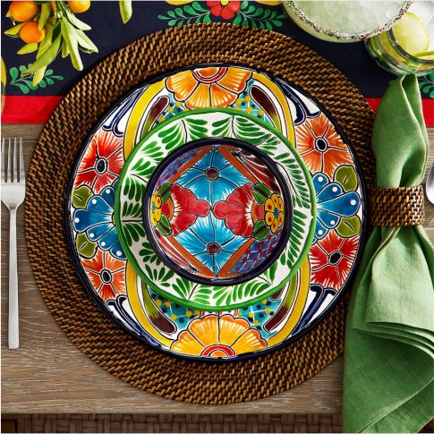 Dolores Dinnerware Collection