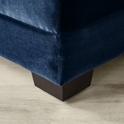 Cavallo Ottoman (27.5&quot;)