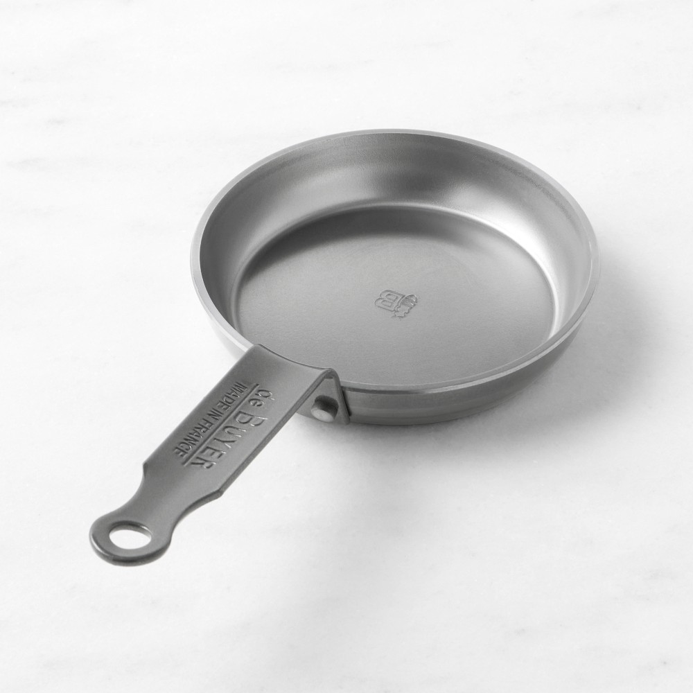 De Buyer Mineral B Pro Carbon Steel Egg Pan, 4 3/4"