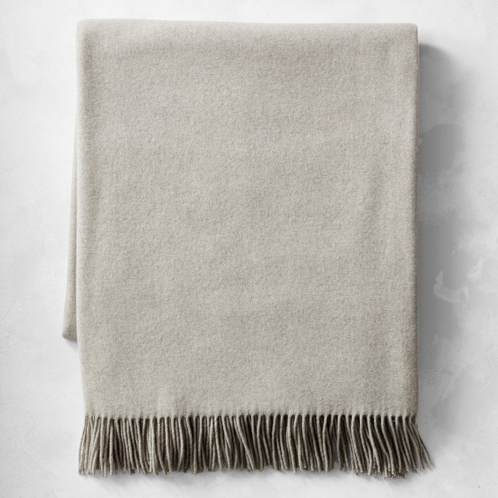 European Solid Grand Cashmere Throw