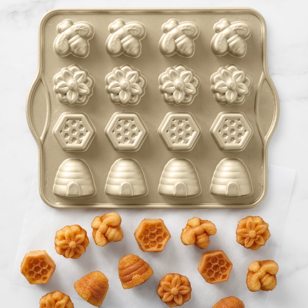 Williams-Sonoma - williams-sonoma Nordic Ware いちご型 Nordic Ware Bee Bitelets Pan | Seasonal Cake Pan | Williams