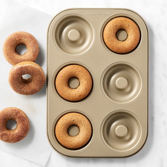 Williams Sonoma Nonstick Classic Donut Pan