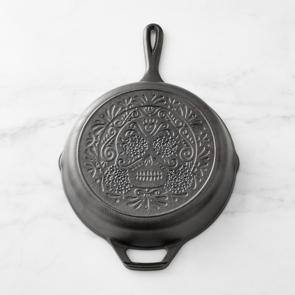 Lodge Seasoned Cast Iron Sugar Skull Skillet, 10 1/4"