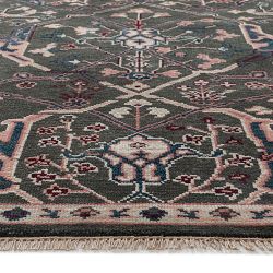 Roseberry Hand Knotted Rug