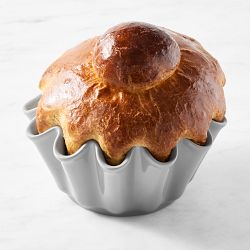 Le Creuset Stoneware Brioche Bread Baker, French Grey