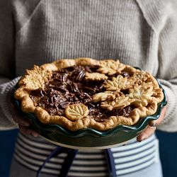 Emile Henry French Ceramic Artisan Ruffled Pie Dish