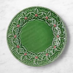 Bordallo Pinheiro Holly Berry Dinner Plates