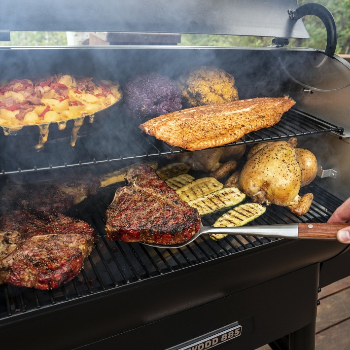 Traeger Ironwood 885 Pellet Grill | Williams Sonoma